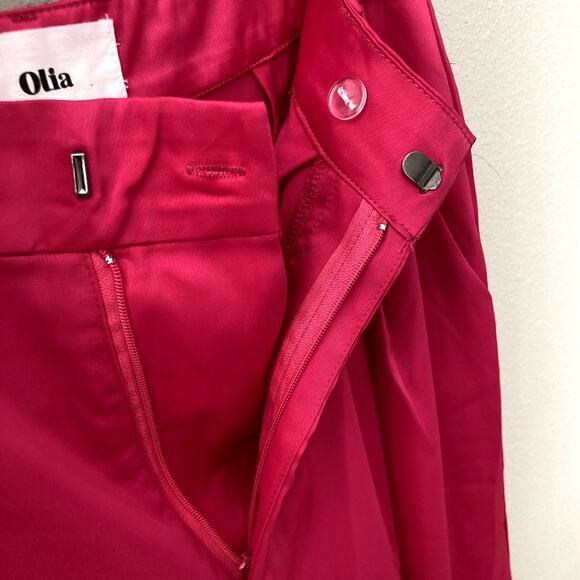 Olia Pleated Wide Leg Satin Trousers - Pink Fuchsia - Medium - Picture 4 of 7